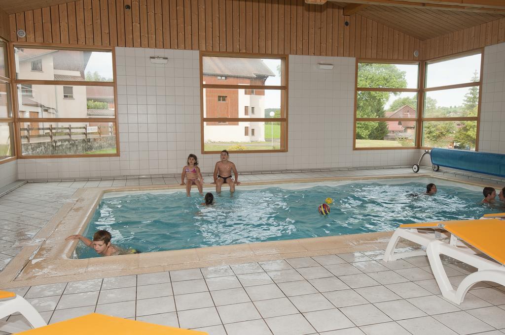 Etoile Des Neiges Piscine Spa Sauna Hotel Metabief Exterior photo